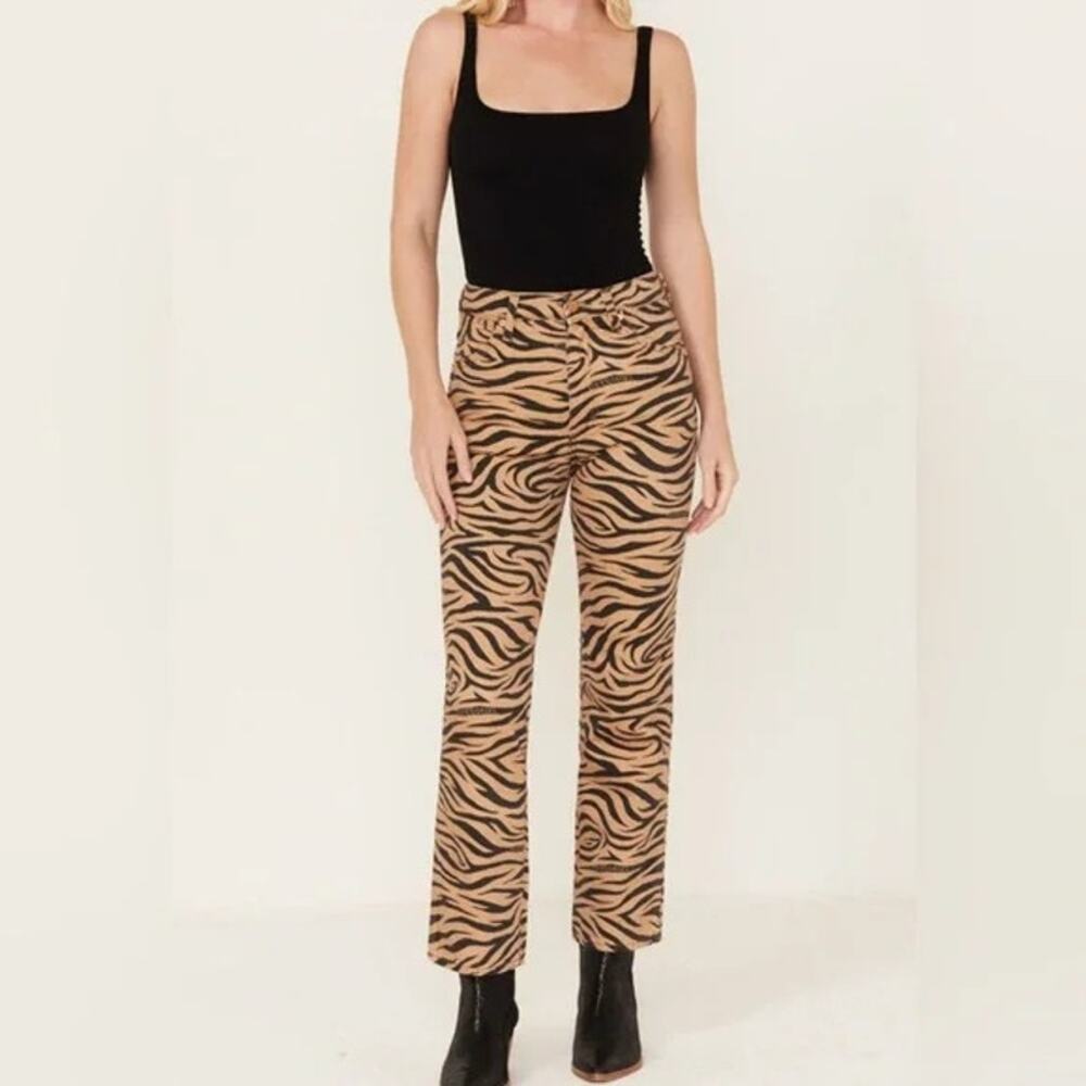 Wrangler Tan and Black Zebra-Print Cropped Jeans